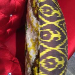 Handwoven Ikat Velvet Pillow Cover Gold Brown Silk Floral Cushion - thumbnail 3