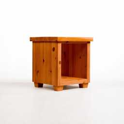 Ruby Clovelly Side Table - thumbnail 4