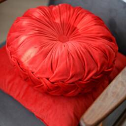 Red Velvet Smocked Cushion Round Decorative Pillow - thumbnail 3