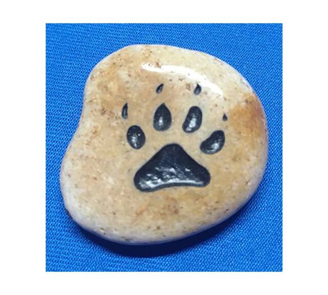 Talistone Wolf Paw Print
