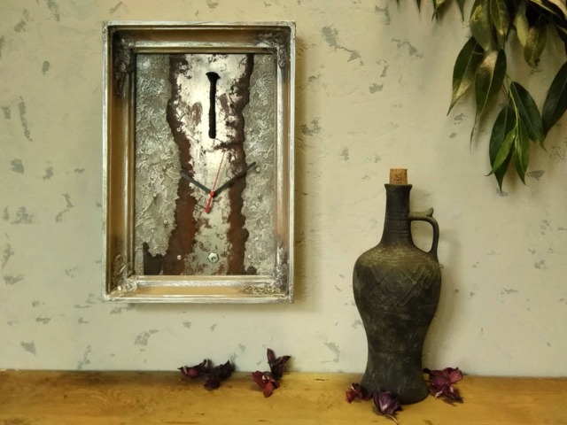 Rusty Metal Wall Clock Original Garage Art Decor - image 1