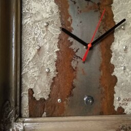 Rusty Metal Wall Clock Original Garage Art Decor - thumbnail 3