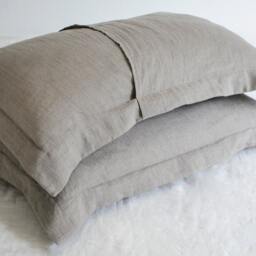 Two Oxford Style Pillowcases Of 100% Pure Very Soft Linen in Handmade, Pillowcase With Flanges - thumbnail 2