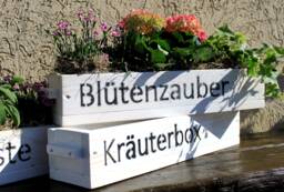 Blumenkasten Aus Massiven Holz Mit Schriftzug - H??bsche Blumenkisten F??r Balkon, Garten Oder Im Haus