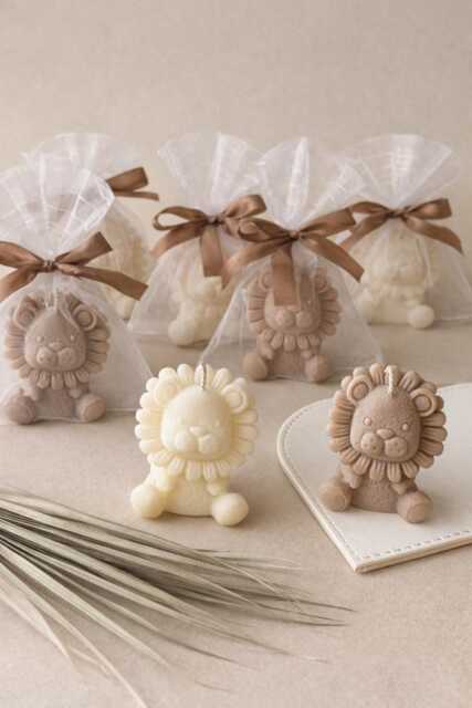 Mini Lion Soy Wax Candles Jungle Theme Party Favors - image 1