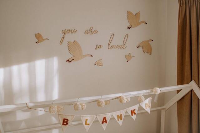 You Are So Loved Inschrift An Der Wand, Wooden Words, Wooden Wall Decor, Nursery, Kinderzimmer Wooden Geese H??lzerne G??nse, S??sse Tr??ume - image 1