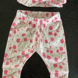 Baby Blanket & Newborn Hat Set. Leggings & Headband. Take Home Shower Gift. Photo Prop. Ready To Ship - thumbnail 3