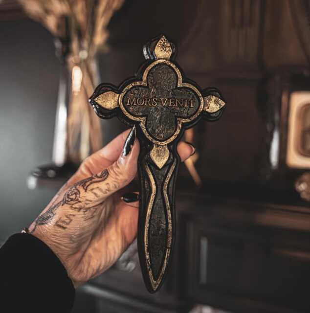 Grave Marker Wall Hanging - Mors Venit - Gothic Home Decor Gallery The Blackened Teeth Ltd - image 1