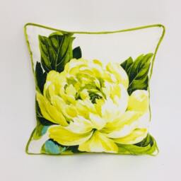 Designers Guild - Charlottenberg Chartreuse Stunning Contrast Piped Cushion Cover Home Decor Statement Throw Pillow - thumbnail 3
