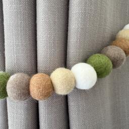 Green Woodland Felt Ball Curtain Tie Backs - Pom Hold Custom Ties Nursery Decor Baby Gift Colourful Pull - thumbnail 3