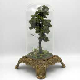 Handmade Tree & Robin Scene in Glass Cloche With Vintage Metal Base - thumbnail 3