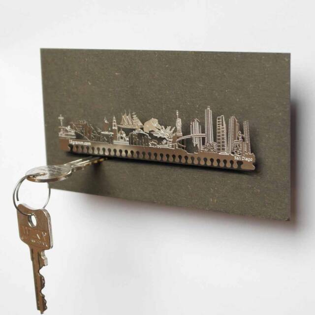 San Diego Skyline Key Rack - Modern Travel Souvenir - image 1