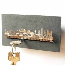 San Diego Skyline Key Rack - Modern Travel Souvenir - thumbnail 2