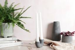 U Shaped Concrete Candlestick Holder - Modern & Versatile Home Decor