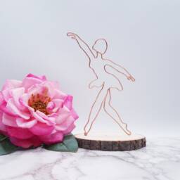 Personalized Ballerina Wire Sculpture, Aluminum Dancer Art, Desk Decor - thumbnail 2