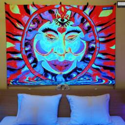 Chillin' Sun Uv Black Light Fluorescent Glow Psychedelic Art Backdrop Tapestry Wall Hanging Home Club Trance Party Festival Deco Third Eye - thumbnail 3