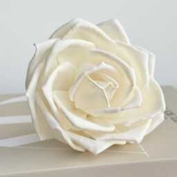 Soy Candle, Premium Fragranced Soy Double Cotton Wick Candle & Flower Diffuser in Silver Geometric. Birthday Gift - thumbnail 4
