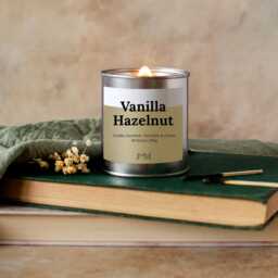 Vanilla Hazelnut Candle. Crackle Wick Scented Wood - thumbnail 2