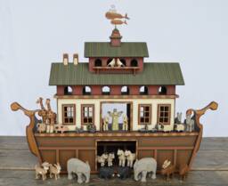 Traditional Wooden Noah's Ark, Hand Carved Wooden Animals - thumbnail 1