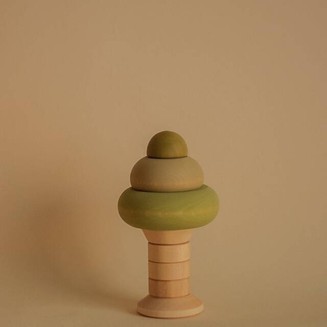 Oak Tree Stacking Toy. Summer Tree. Wooden Pyramid Ring Stacker - image 1
