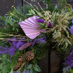 Christmas Wreath Making Kit. Make A Purple & Gold Fresh Festive Door Wreath. A Complete Workshop in Box Includes Everything You Need. #w - thumbnail 3
