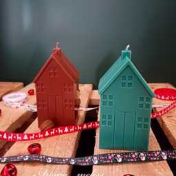 Handmade Soy Beeswax Candle Townhouse Decor, Eco-Friendly Gift - thumbnail 2