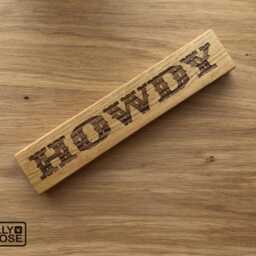 Howdy Oak Shelf Sitter, Handmade Wooden Home Decor, Rustic Western Style Sign - thumbnail 3
