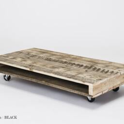 Pallet Coffee Table On Wheels - thumbnail 4