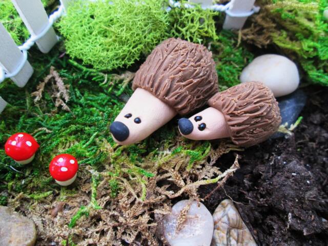 Set Of 2 Miniature Mama & Baby Porcupines - Fairy Garden Animals - image 1