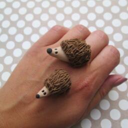Set Of 2 Miniature Mama & Baby Porcupines - Fairy Garden Animals - thumbnail 2