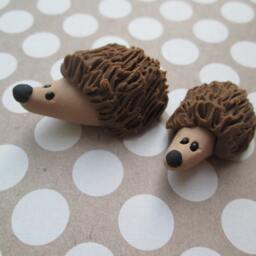 Set Of 2 Miniature Mama & Baby Porcupines - Fairy Garden Animals - thumbnail 4