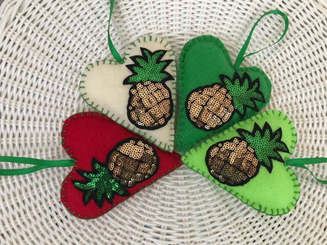 Felt Heart Ornaments Wedding Baby Shower Christmas Decoration Felt One Ornament Pineapple Holiday Accessory D??cor Mother's Day Gift - image 1