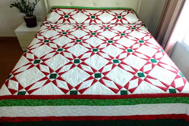 Custom Darting Minnows Quilt, Homemade Colorful Quilt Bedspread, Red Bed Blankets, Quilts Queen/ King Size Gift For Mom - image 1