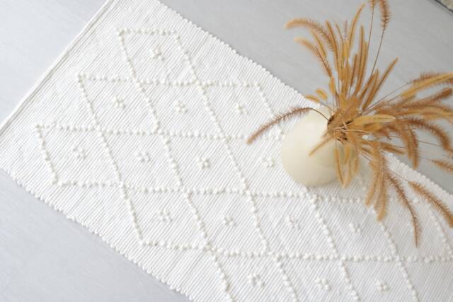 Small Handwoven Pearl White Rug, Off Cotton Bathroom Bedroom Scandinavian Geometric Tapis De Bain, Cr??me - image 1
