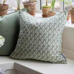 Mondrago Olive Square Cushion