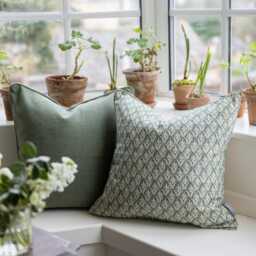 Mondrago Olive Square Cushion - thumbnail 2