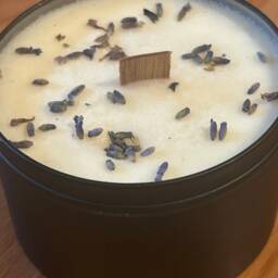 Lavender Chamomile Soy Candle - Handmade With Wood Wick, 8Oz - thumbnail 3