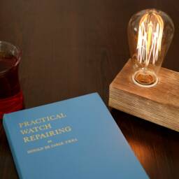 Personalized Spruce Wood Edison Lamp Rustic Desk Lighting - thumbnail 4