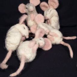 Mouse Felted Figurin, Art Doll, Magical Mouse, Hand Made, Wool Figure, Sweet Sleeping Mouse - thumbnail 2
