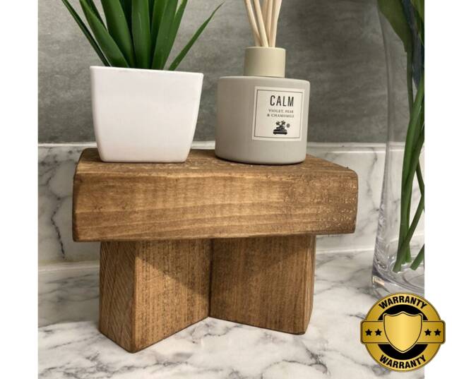 Lovely Small Shelf, Home Decoration, Candle Display, Kitchen Organiser, Little Pedestal, Bathroom Shampoo Holder - image 1