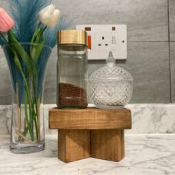 Lovely Small Shelf, Home Decoration, Candle Display, Kitchen Organiser, Little Pedestal, Bathroom Shampoo Holder - thumbnail 2
