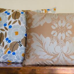 "Beige - Silver Pillow Cover Cotton Metallic Fabric Fandango Pattern - Handmade 18""x18" - thumbnail 4