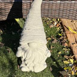 Stone/Concrete Gonk Gnome Garden Ornament Statue - thumbnail 3