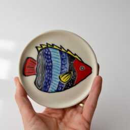 Hand-Painted Stoneware Fish Wall Plate Colorful Kitchen Decor - thumbnail 4