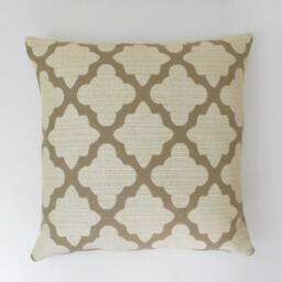 Tan & Ivory Morrocan Quatrefoil Geometric Decorative Throw Pillow - thumbnail 3