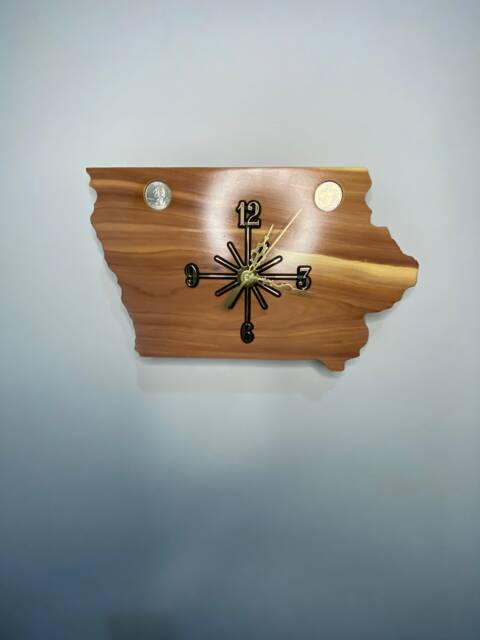Iowa State Quarter Clock With Inlaid Quarters. Choice Of Wood. Fully Customizable - image 1