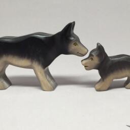 Toy Wolf Wooden Grey Colourful Mother Size 10, 5X 7, 0 X 3, 0 cm - Bxhxs Approx. 63, 5 Gr - thumbnail 3