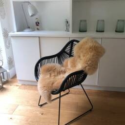 Deep Apricot Coloured Sheepskin Rug , Genuine Sheepskin, Chair Cover, Bed Cover Carpet Fur, Retro Luxury - thumbnail 2