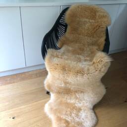 Deep Apricot Coloured Sheepskin Rug , Genuine Sheepskin, Chair Cover, Bed Cover Carpet Fur, Retro Luxury - thumbnail 4