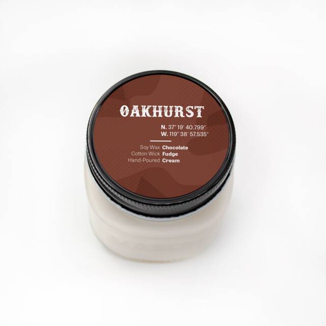 Oakhurst -- Scented Soy Candle California Chocolate Fudge Cream - image 1